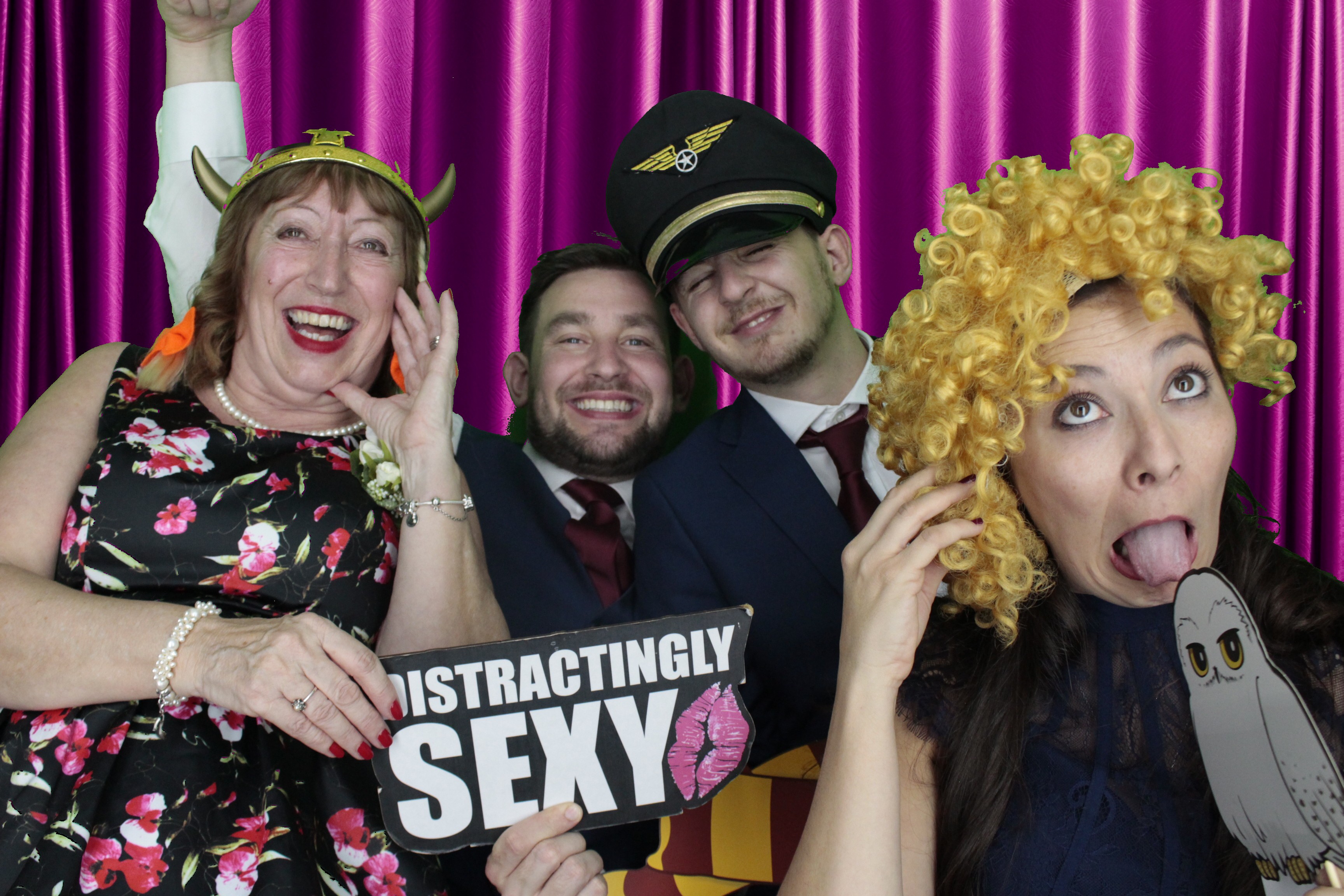 Mr & Mrs Rowe's Wedding | View more photos from the event at gallery.myphotoboothexperience.co.uk/u/MyPhotoBoothExperienceLtd/Mr-Mrs-Rowes-Wedding